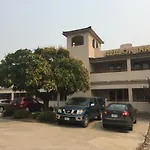 Avalon Inn