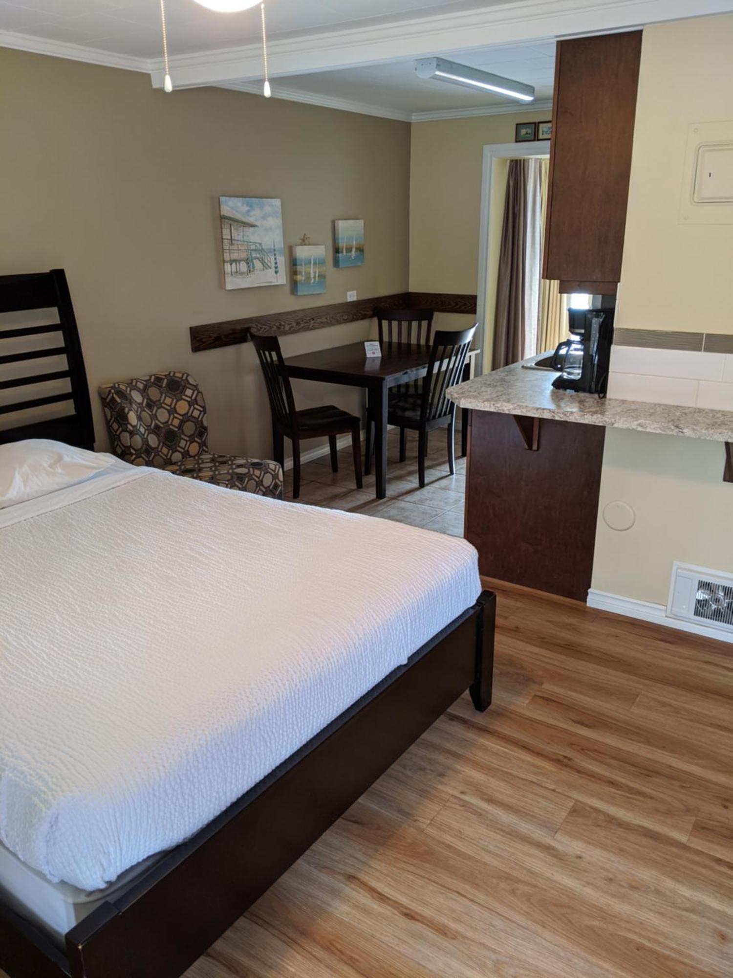 Safari Hotel Osoyoos
