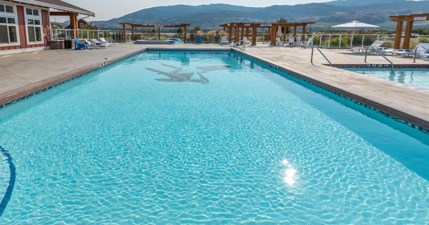 Holiday home Toes In The #201 Osoyoos