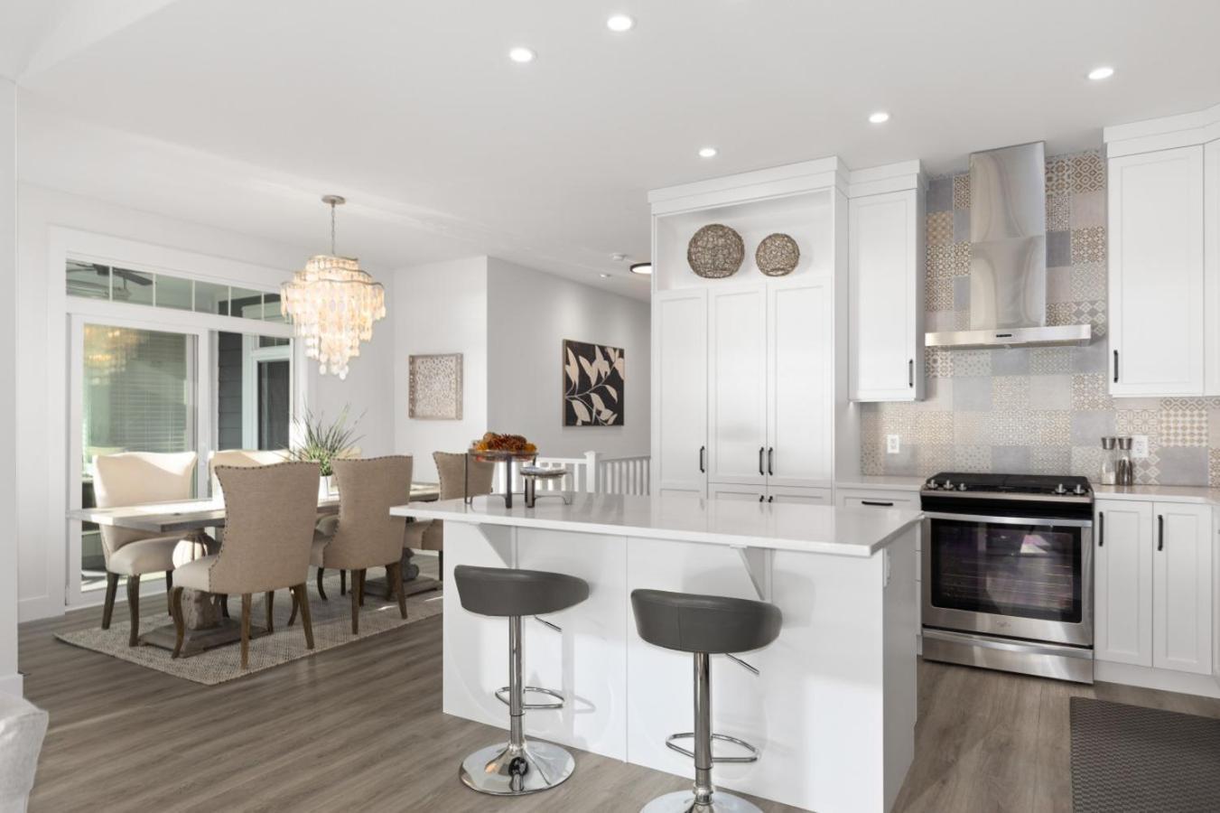 165 - 2450 Radio Tower Rd-jacobson * Osoyoos