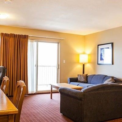 Coast Hotel