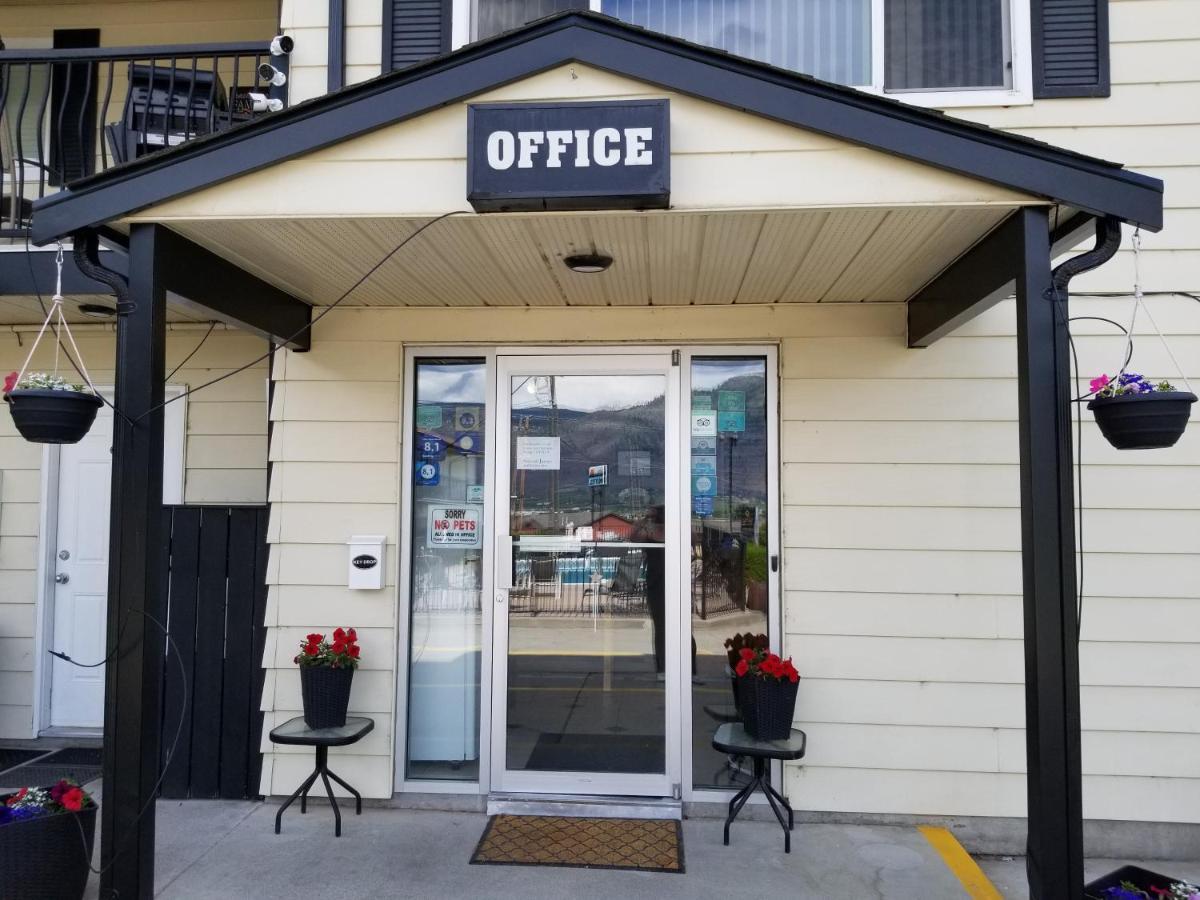 Lakeview & 3* Osoyoos