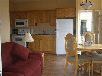 Desert Surfside Waterfront 3* Osoyoos