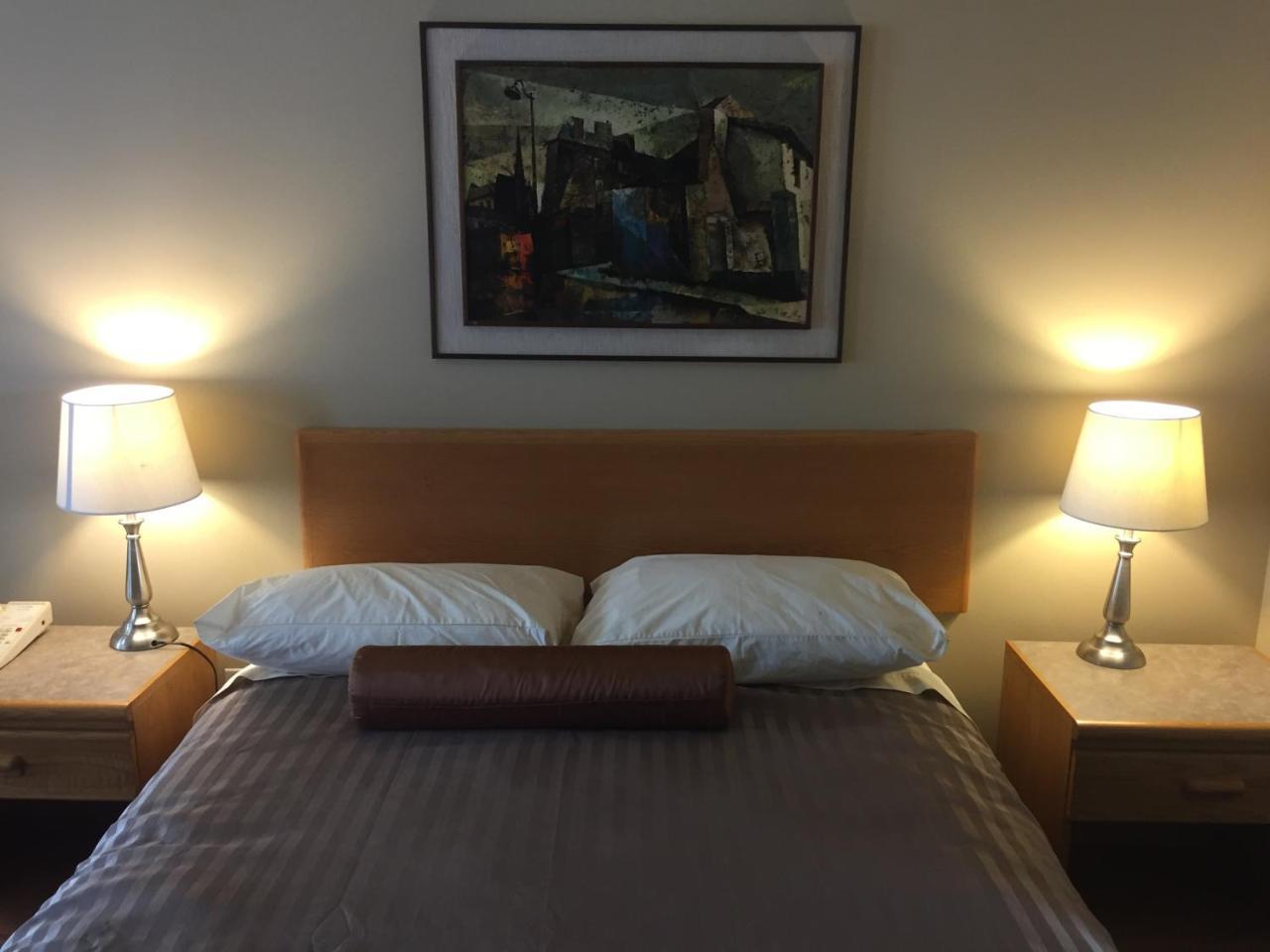 Avalon Motel